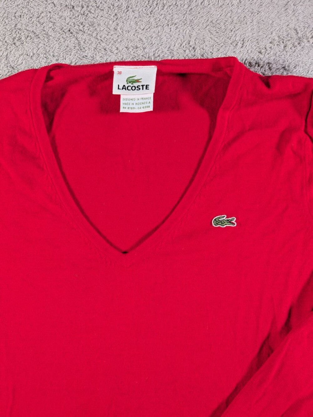 Lacoste Women's Red 100% Cotton V-Neck Sweater Size 38 (S/M) - Picture 2 of 11